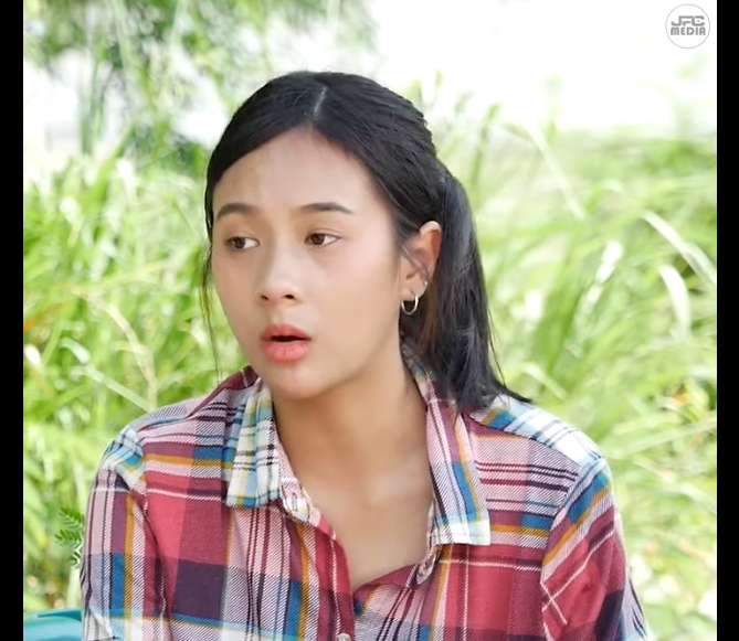 N2808073_ลาออกจากประธาน มาเป นคนงานก อสร าง_part2