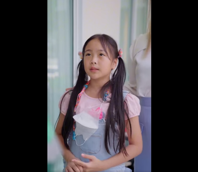 N0209052_เด กคนน ทำไมต องมาซ อนต วในกระเป าแกร #ละครส#ก นและก นซ #สะท อนส งคม_part2