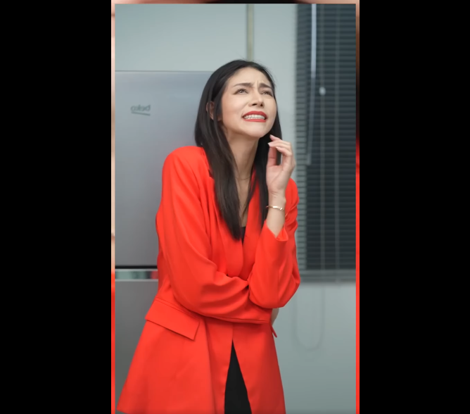 N2109064_เป นแค องสาวผ ดการ กล าด งไงมาตuท านประธาน_part2