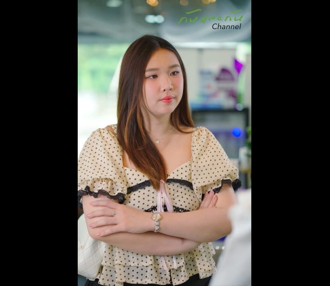 N2909051_พน กงานเล อกบร การเฉพราะคนรวย แต นน เป นว นโชคร ายของเธอ_part2