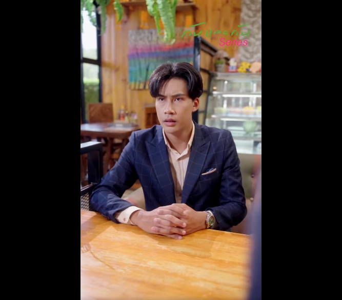 N0909018_เศรษฐ สองสาม ภรรยาอยากส มผ สช ตก เลยมาขายก วยเต ยว แต นเจอแฟนเก ามาด_part2