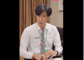 N0211031 จะเก ดไรข นเม อเพ อนเก ามาเจอก กคนเป นเจ าของร าน กคนเป นเด กเสร part2