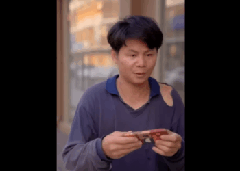 N1611042 ขอทานช วยจ โจรขโมยกระเป า!!! #หน งส #ก นและก นซ #ละครส#ก งก นและก part2