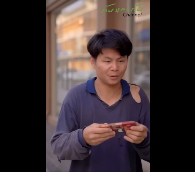 N1611042 ขอทานช วยจ โจรขโมยกระเป า!!! #หน งส #ก นและก นซ #ละครส#ก งก นและก part2