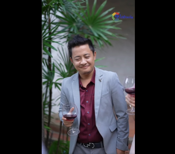 N1512084 คนส งอาหารจ างประธานบร เป นแฟนไไปงานเล ยงร part2