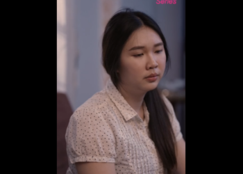 N1812005 คร งหน งเธอเคยถ กไล ออกจากบ าน แต นน เธอกล บมาในฐานะท พวกเขาต องค กเข าต อหน part2