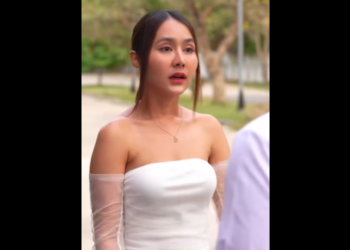 N2112068 หญ งรวยเสนอเง นให ชายกลางร านอาหาร part2