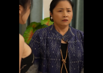 N2412076 พาแฟนเกามาอยบานกบแฟนใหม เปนใครจะรบได part2