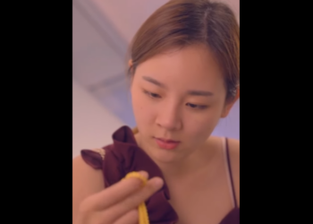 N0701021 หญ งล มก ญแจไว ในห อง เลยผ ขอไปพ กห องผ ชาย part2