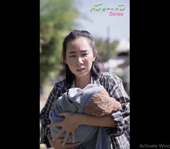 N0601008 อไปทหารกล บมาถ งก บช อค เม อได เห นล กเซอร ไฟรส อด วยสองส งน part2